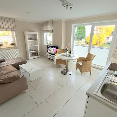 Haus Nemo - Appartement 5, Gemuetliches Appartement Mit Strandkorb, Strandnah 50 M Heringsdorf  Kültér fotó